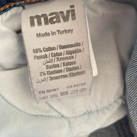 Mavi Highwaisted Denim Shorts - Picture 6 of 6